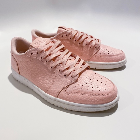 Jordan Other - Jordan 1 Swooshless low pink